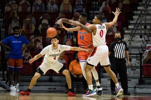 For Syracuse to advance to the next round of the NCAA Tournament, they'll need to break SDSU's defense open. 