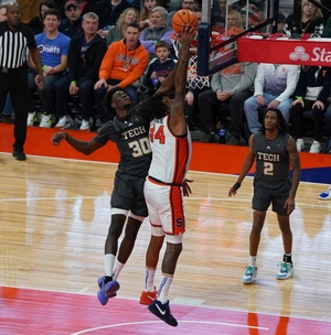 Eddie Lampkin Jr. registered his fourth double-double of the season, scoring 10 points and 12 rebounds to help Syracuse to its first ACC victory this year. 